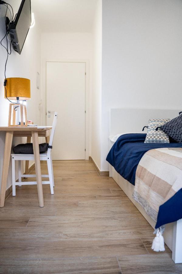 B&B Alighieri 97 Бари Экстерьер фото